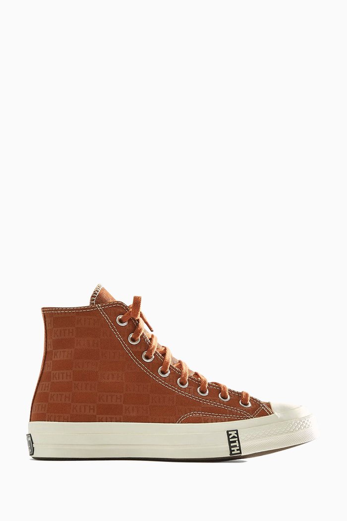 

x Converse Classics CT70 in Canvas, Orange