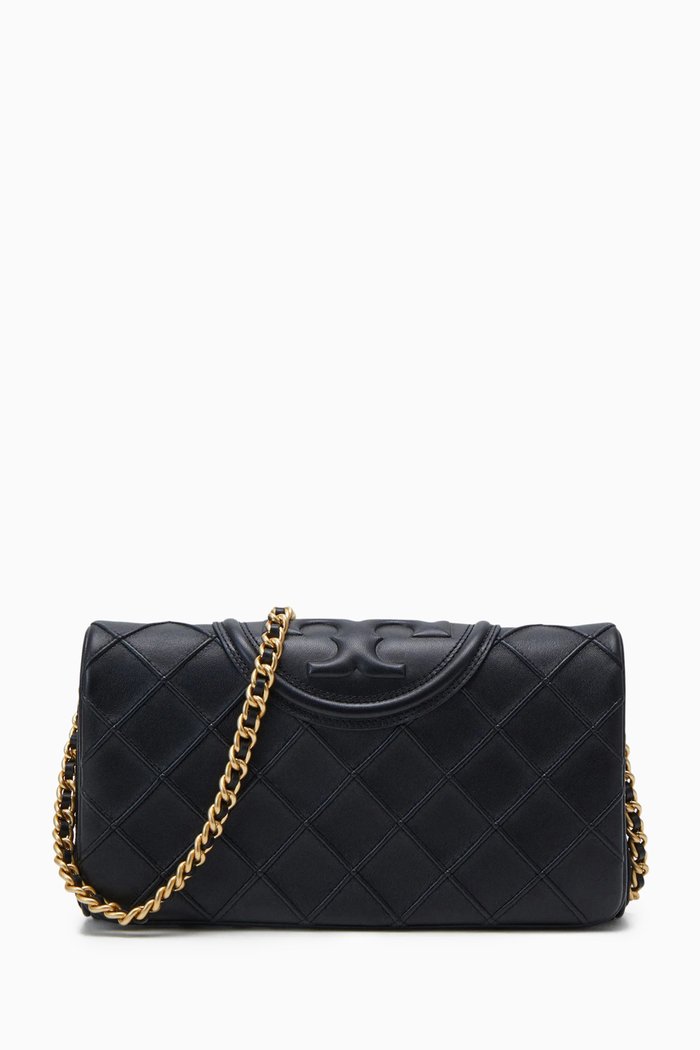 Fleming Soft Chain Clutch in Nappa Leather, Black
