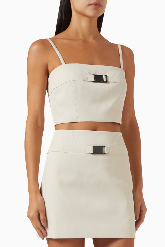 

On Hiatus Top, Neutral