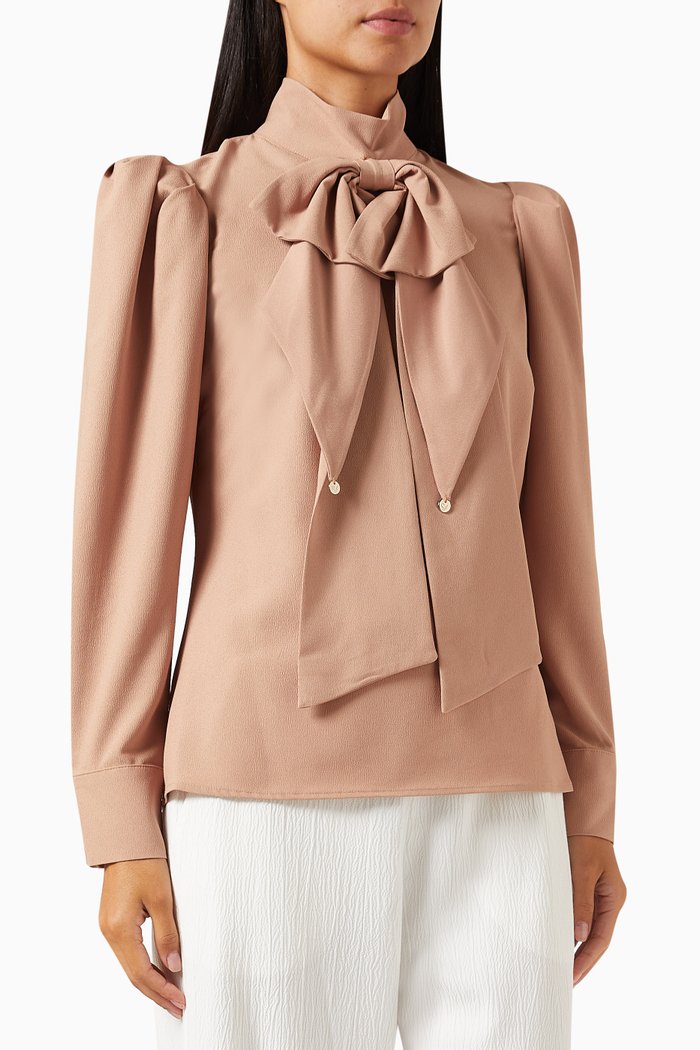 

Bow-tie Shirt in Crepe, Neutral