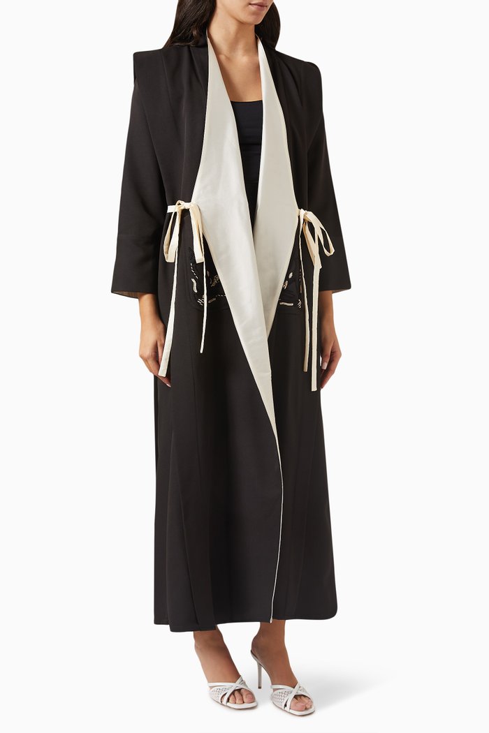

Embroidered Pocket Abaya in Crepe, Black