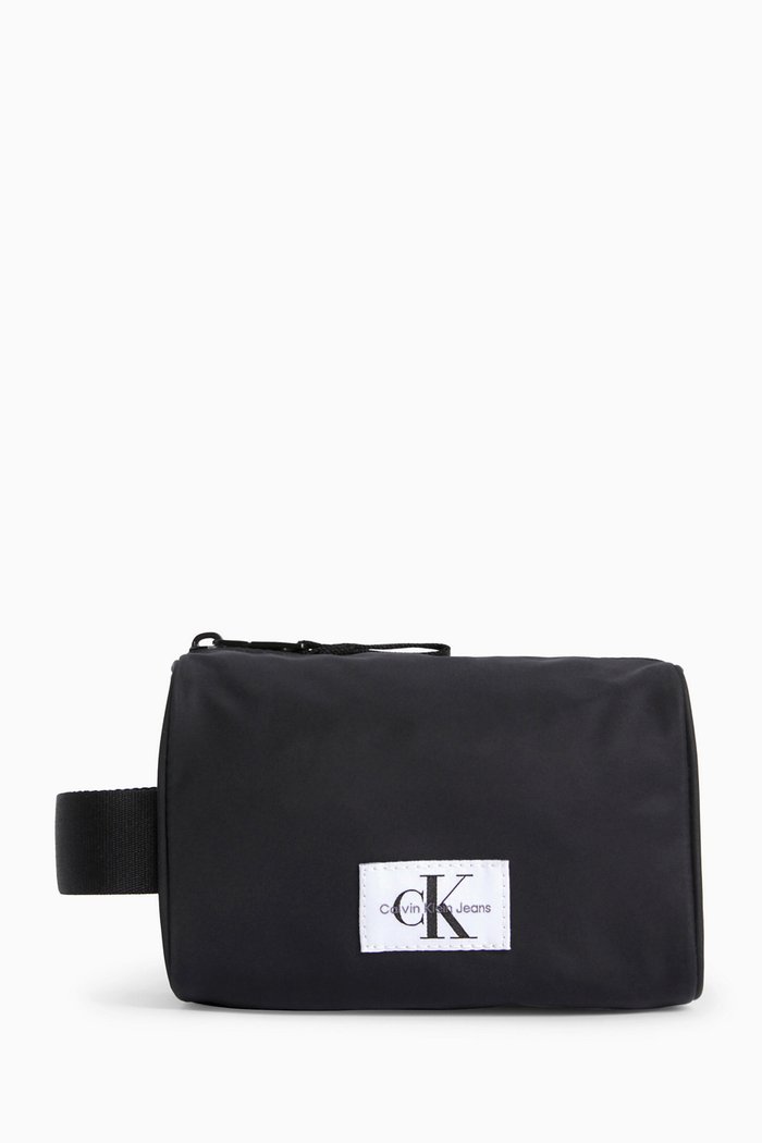 

Logo Washbag in Recycled Nylon Polyester Blend, Black