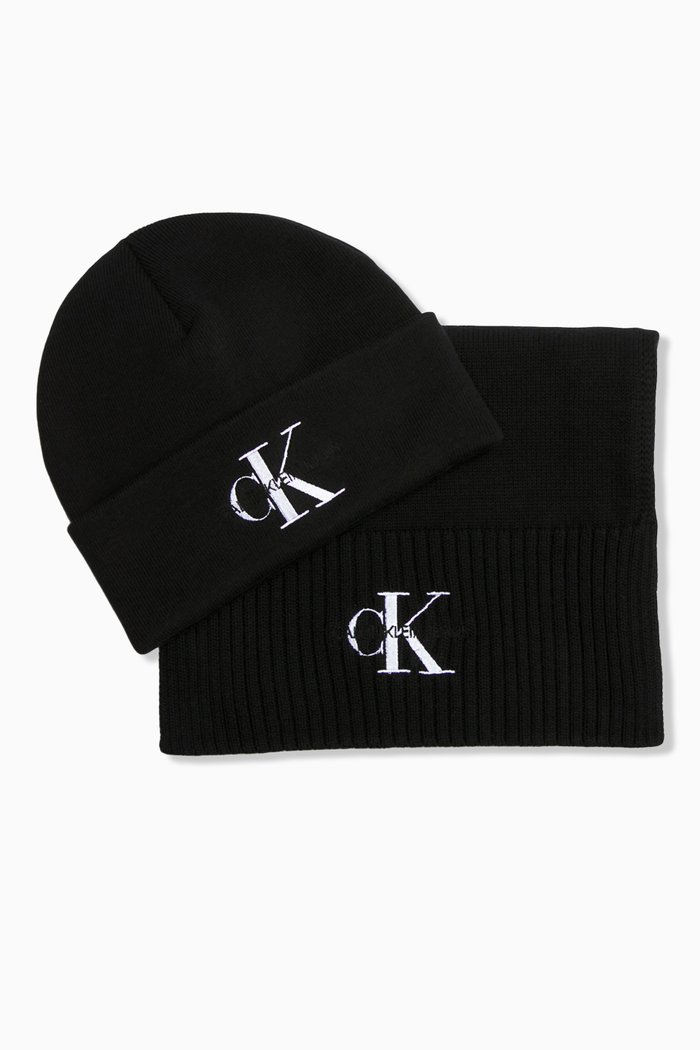 

Beanie & Scarf Gift Set, Black