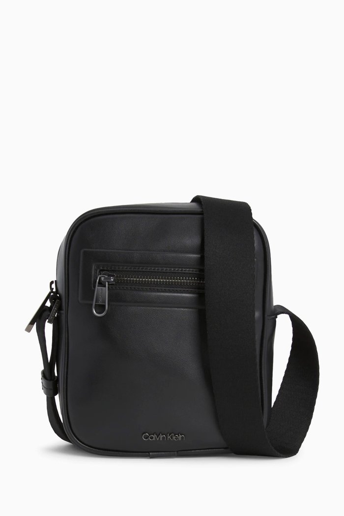 

Small Crossbody Reporter Bag, Black