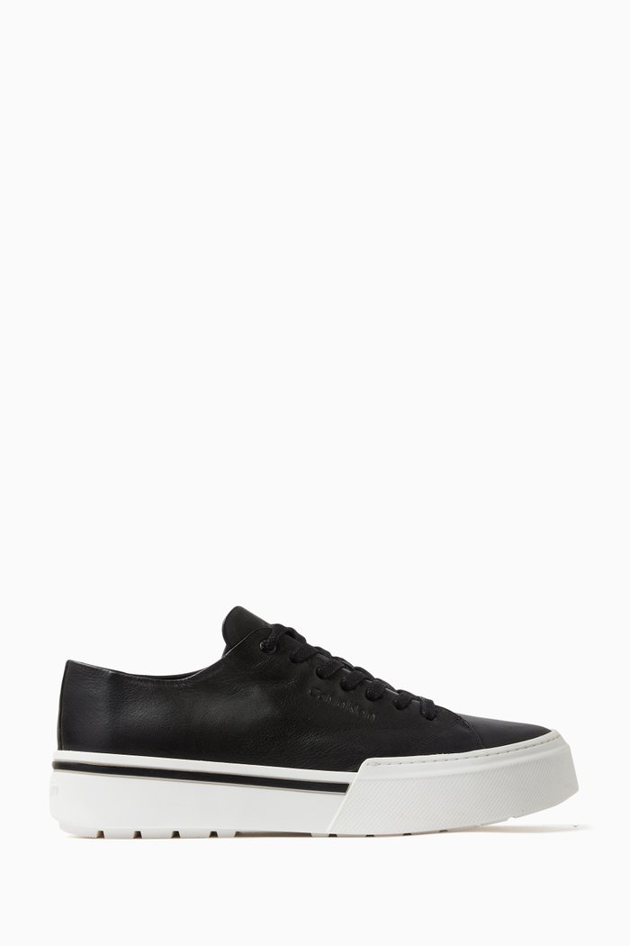 

Low-top Sneakers in Leather, Black