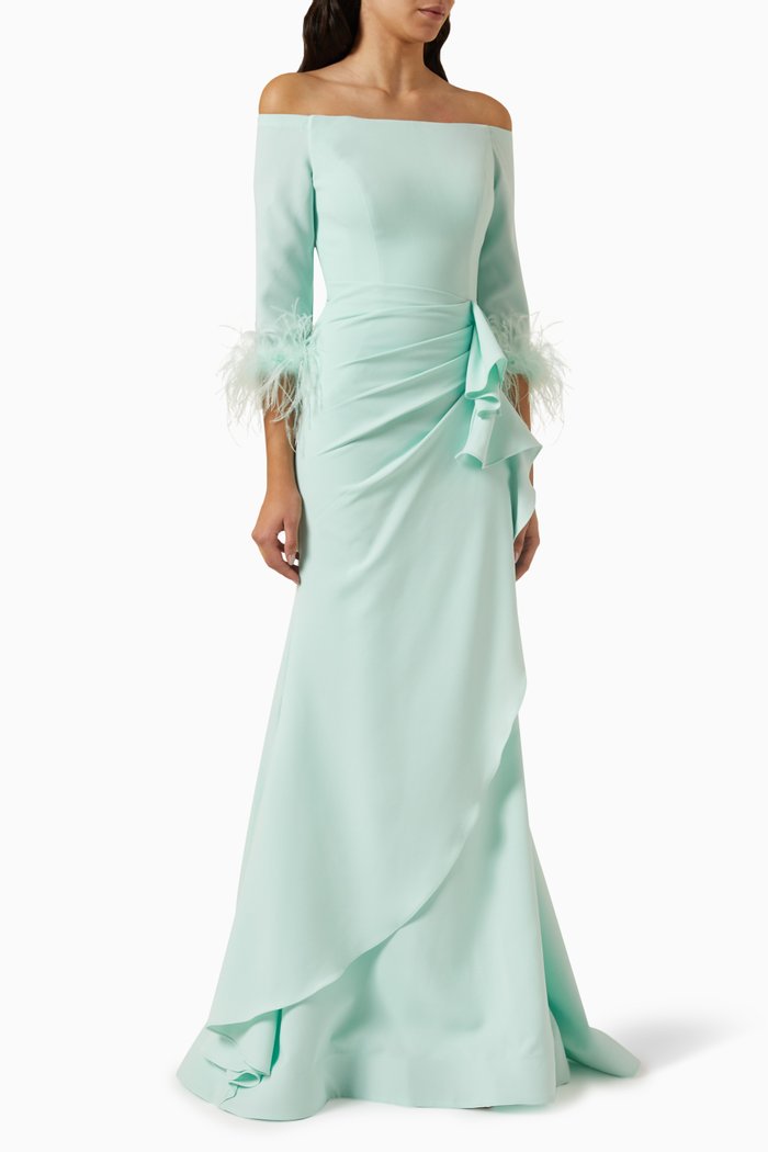 

Off-shoulder Gown in Stretch Crepe, Green