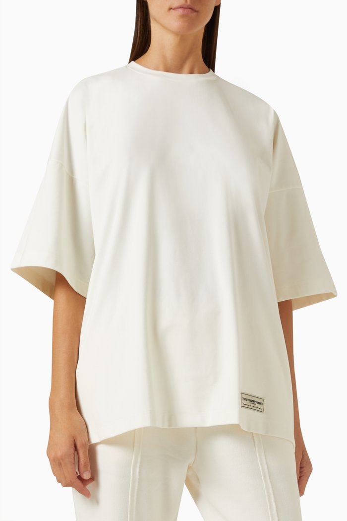 

Exaggerated-sleeve T-shirt in Softskin100©, Neutral