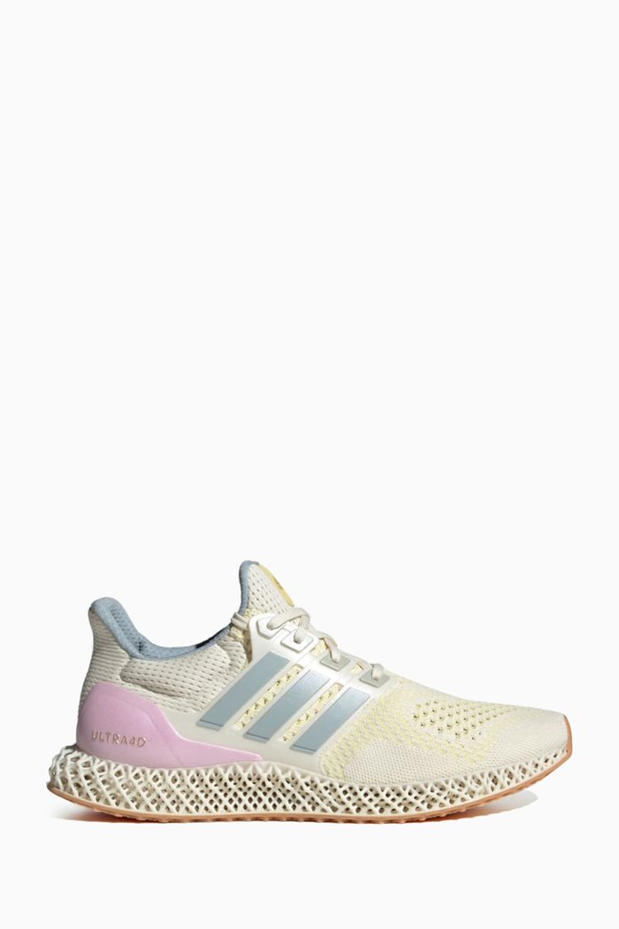 

Ultra 4D Running Shoes in Primeknit, Neutral