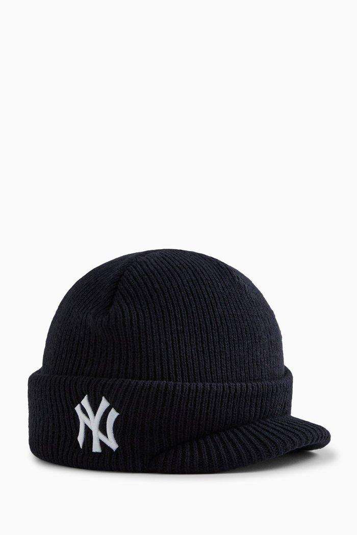 

x Yankees Visor Beanie Hat in Acrylic-knit, Blue