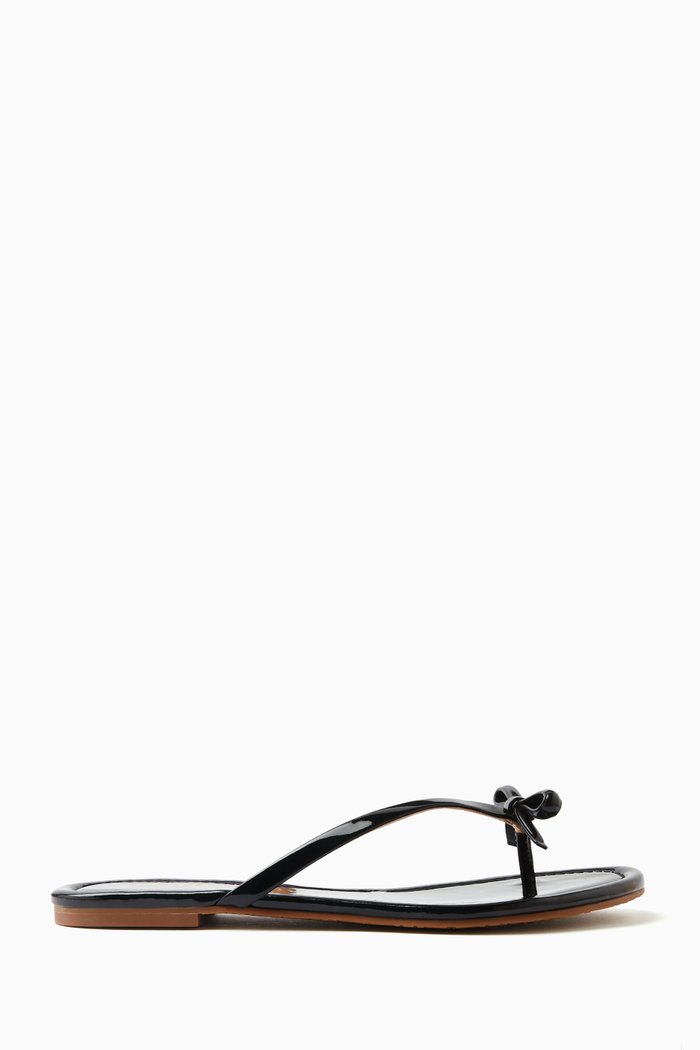 

Petit Flat Thong Sandals in Patent Leather, Black