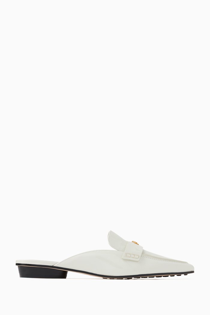 

Pointed Backless Loafers in Leather, White