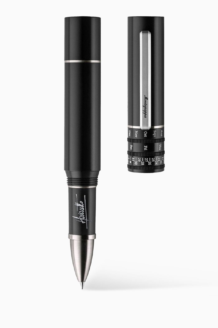 Anytime Maestro By Paolo Favaretto Fountain Pen in Resin, Black
