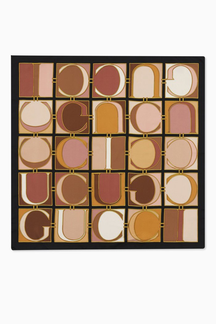 

Gucci Scarf in Pop Print Silk Carré, Brown