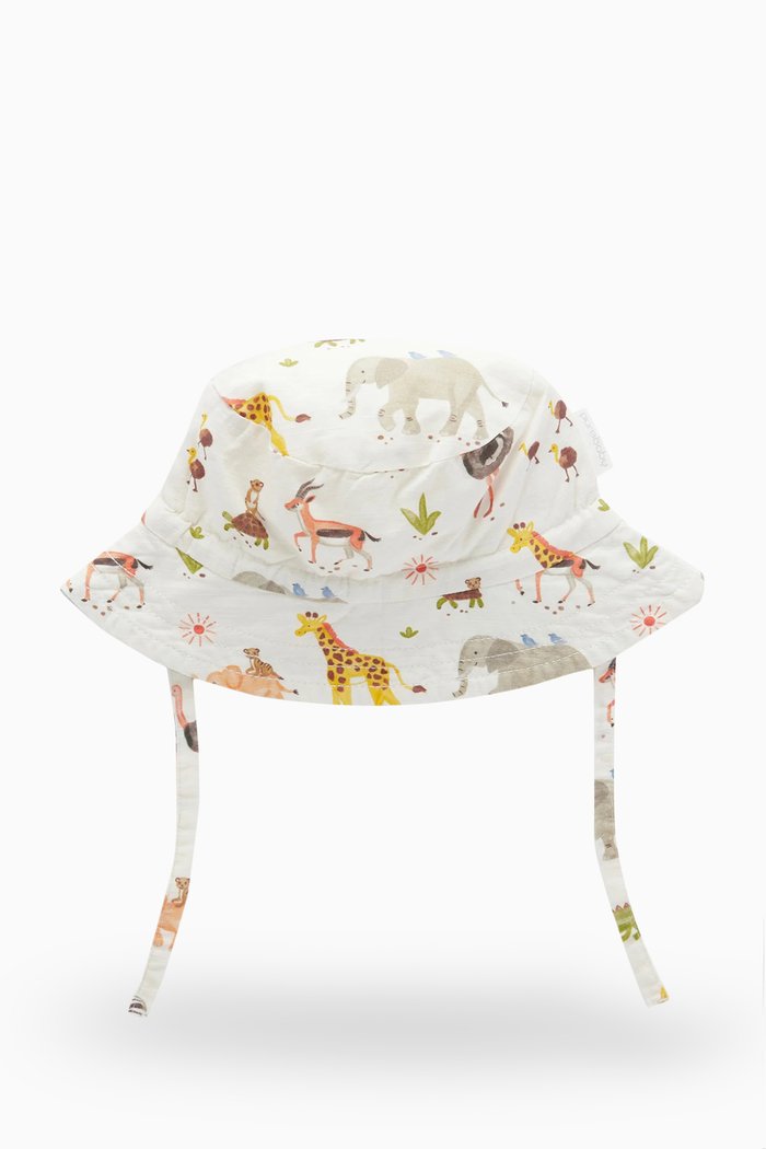 

Migrating Animals Bucket Hat in Organic Cotton, White