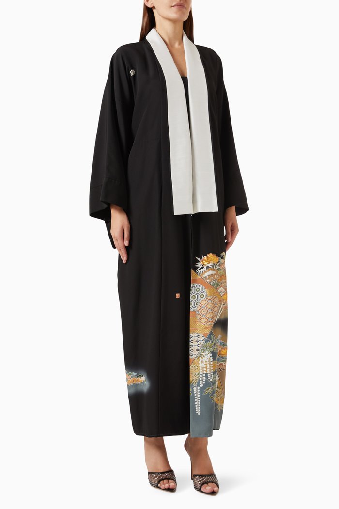 

Japanese Kimono No 6 in Pure Silk, Black