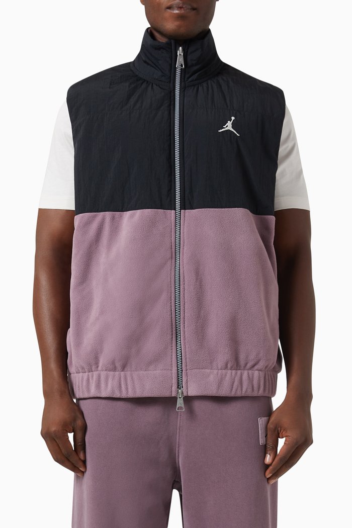 

Jordan Essentials Winter Vest in Nylon, Black