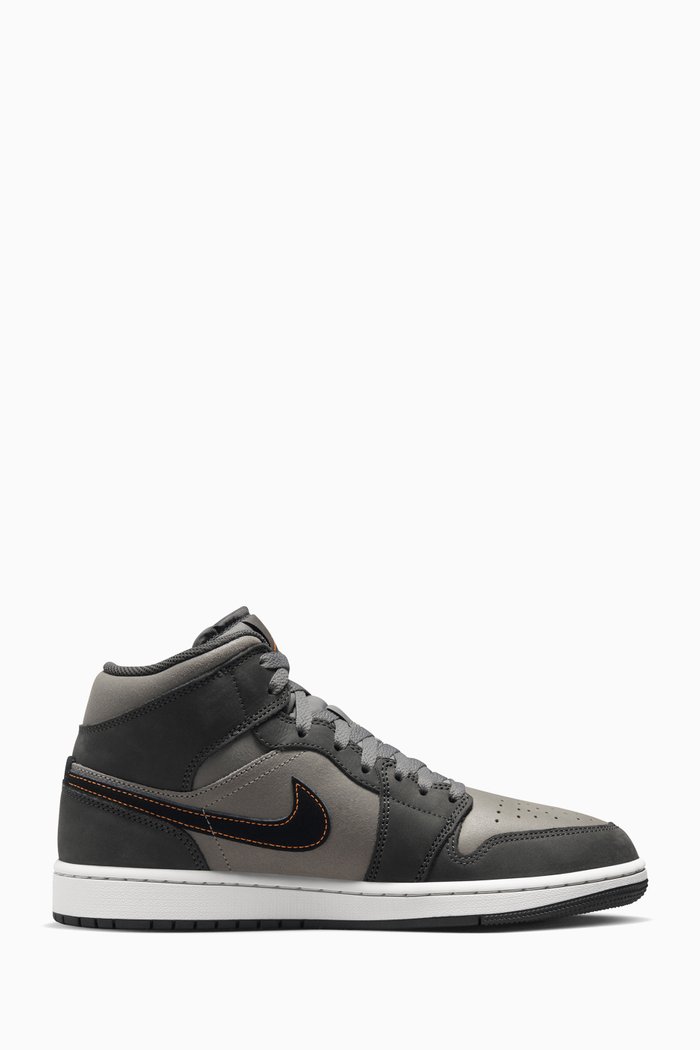 

Air Jordan 1 Mid SE Sneakers in Leather, Grey