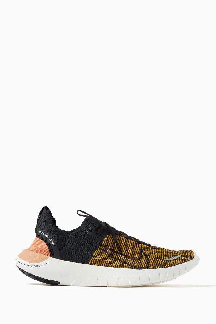 

Free RN NN Running Shoes in Flyknit, Brown
