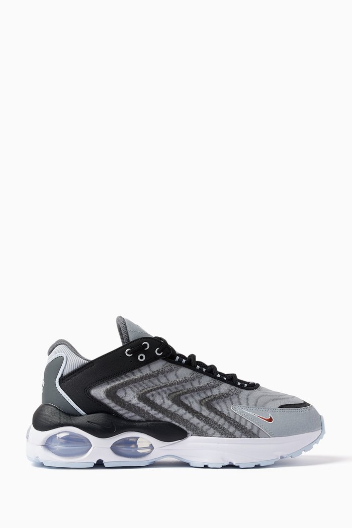 

Air Max TW Low-top Sneakers in Mesh-knit, Grey