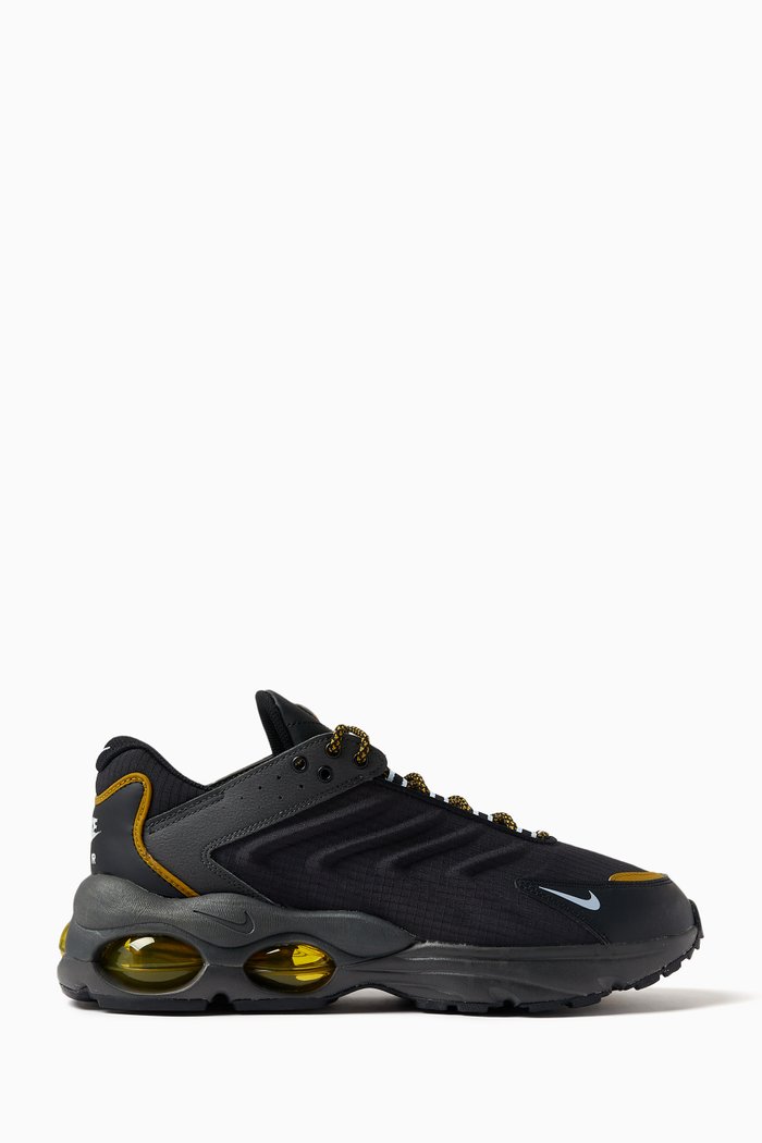 

Air Max TW NN Sneakers in Mix Media, Black