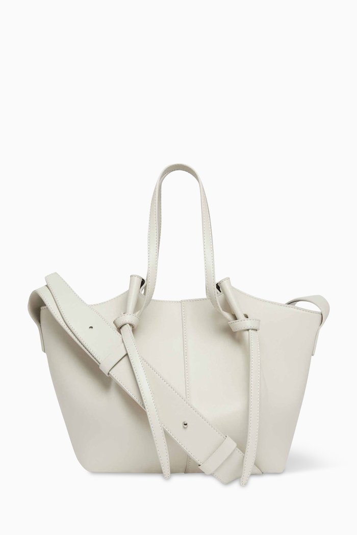 

Square Mochi Tote Bag in Leather, Neutral