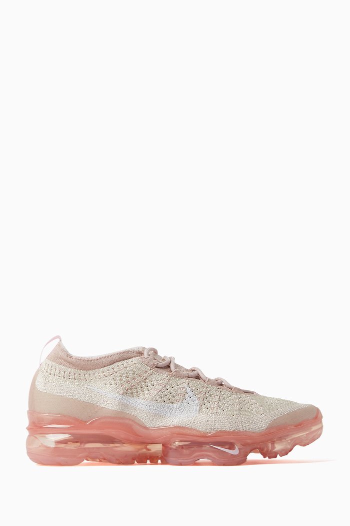

Air Vapormax 2023 Sneakers in Flyknit, White