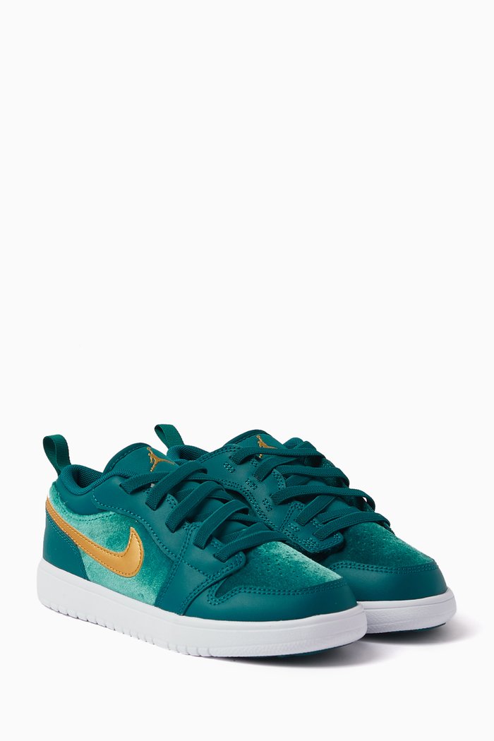 

Junior Air Jordan 1 Low Alternate Sneakers in Leather & Velvet, Green