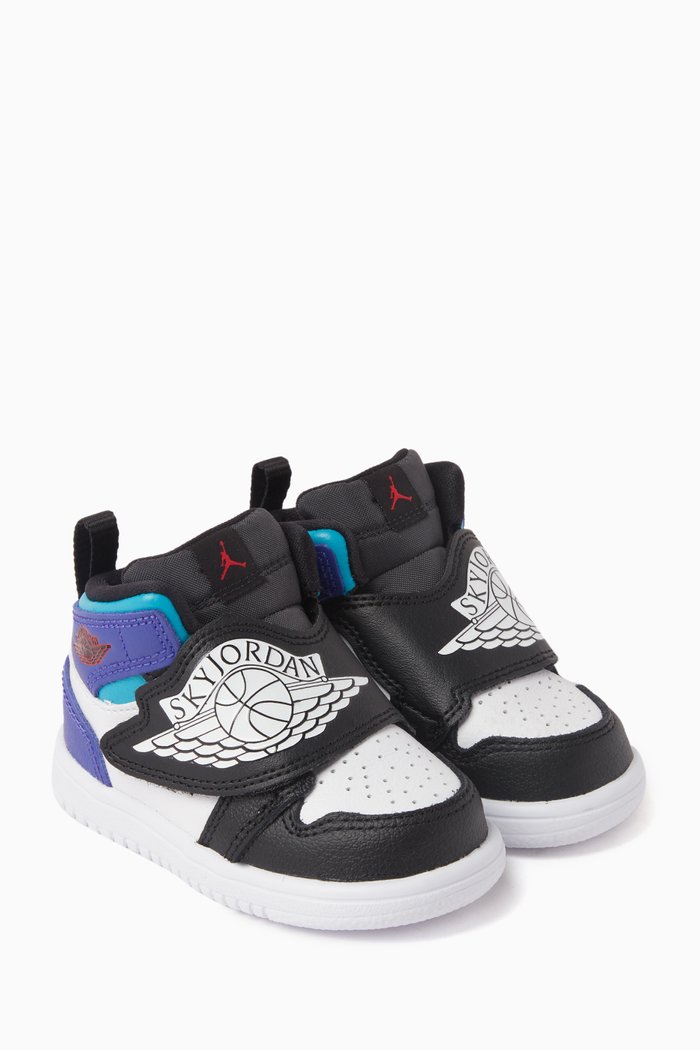 

Baby Sky Jordan 1 Sneakers in Leather, Multicolour