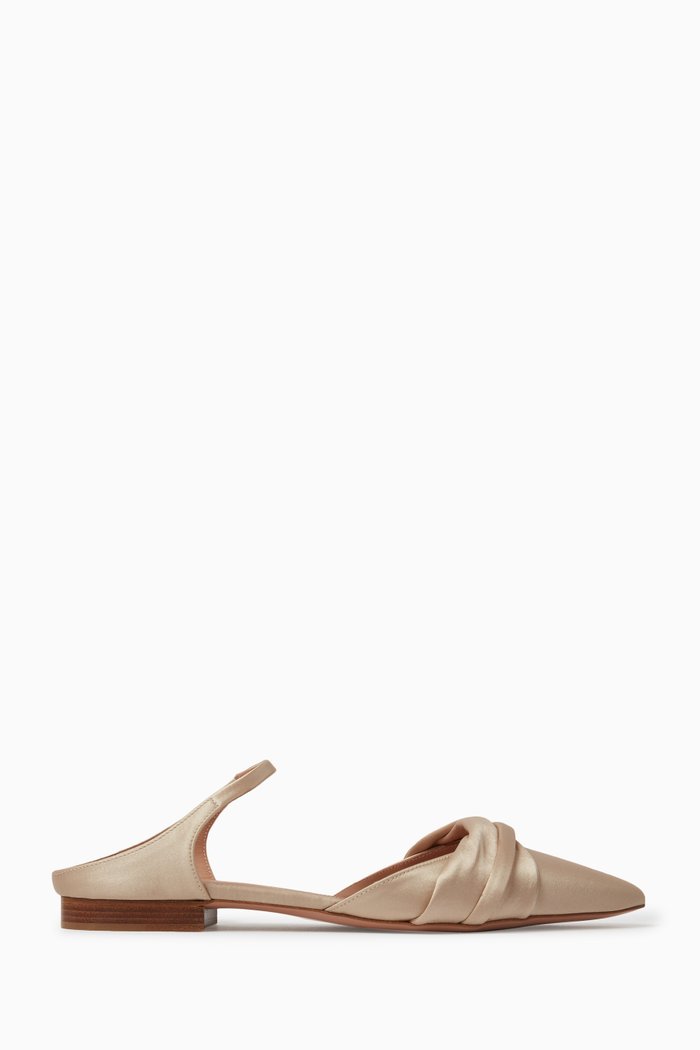 

Uma Twist 10 Flats in Satin, Neutral
