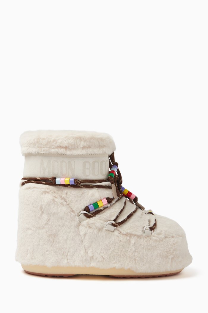 

Icon Low Boots in Faux Fur, White