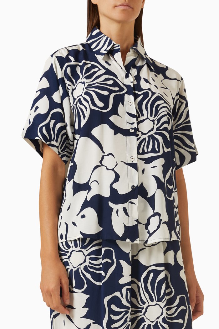 

Dreamland Floral-print Shirt in Viscose, Blue