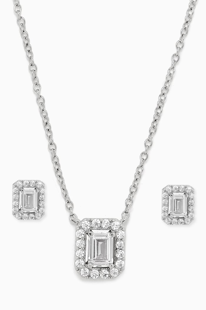 

Emerald Halo Pendant Necklace & Stud Earring Set in Rhodium-plated Brass, Silver