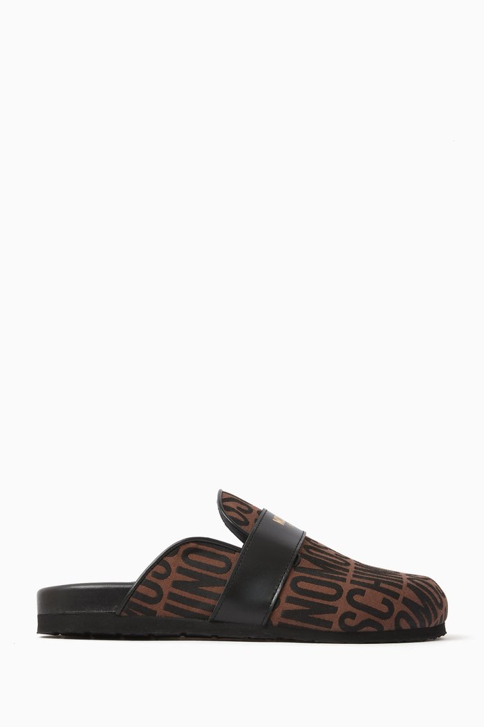 

Logo Slides in Jacquard, Brown