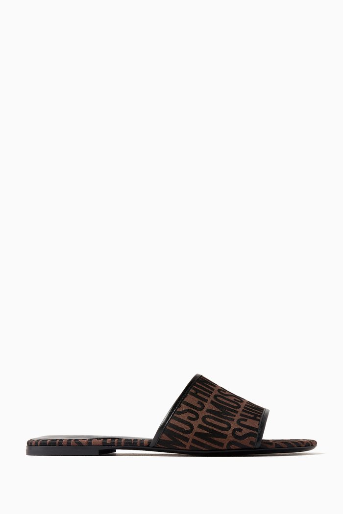 

Logo Slides in Jacquard, Brown