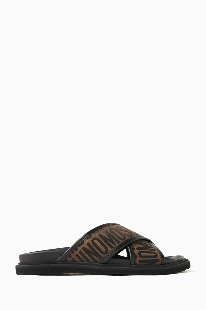 

Logo Slides in Jacquard, Brown