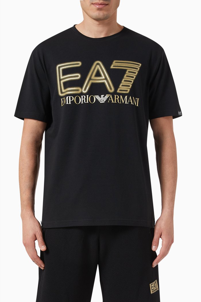 

EA7 Macro Train Logo Series T-Shirt in Cotton-blend, Black