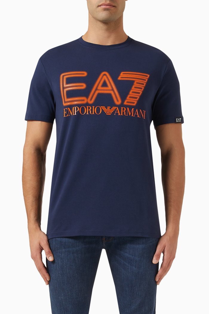 

EA7 Macro Train Logo Series T-Shirt in Cotton-blend, Blue