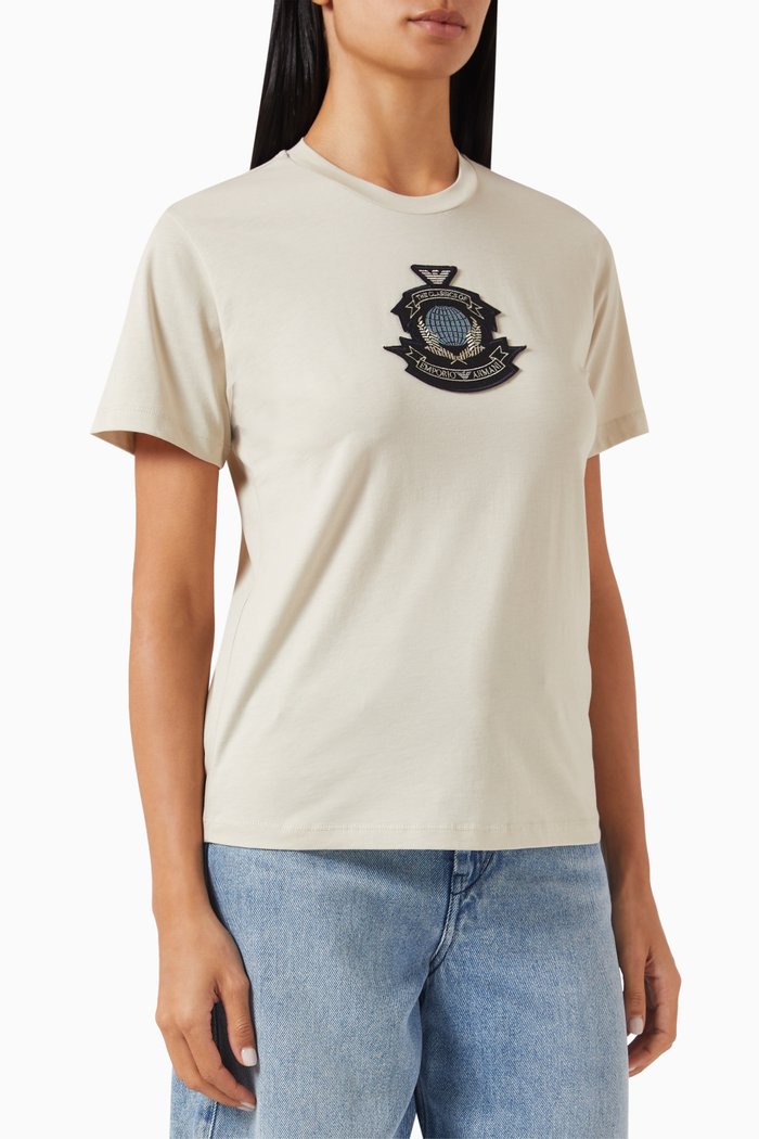 

Embroidered Logo Patch T-shirt in Cotton-jersey, Neutral