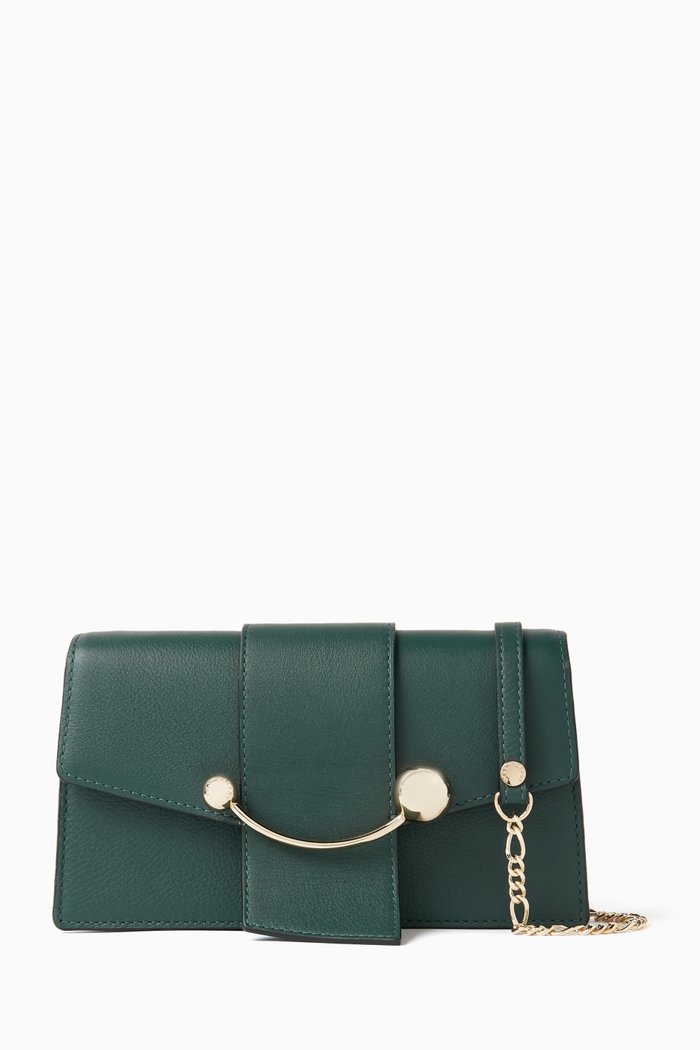 

Crescent Chain Shoulder Bag in Leather, Green