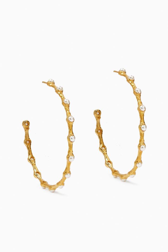 

Large Wave Hoop Earrings in 18kt Gold-plated Brass, White