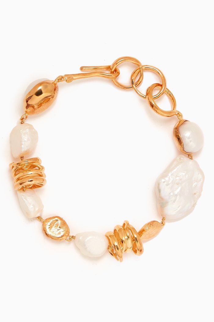

Mismatched Feminine Waves Pearl Bracelet in 18kt Gold-plated Brass, White
