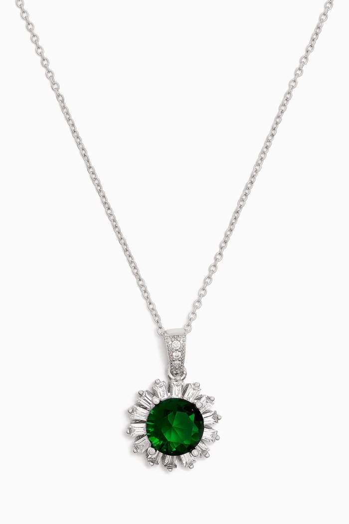 

Emerald Stone Pendant Necklace in Sterling Silver, Green