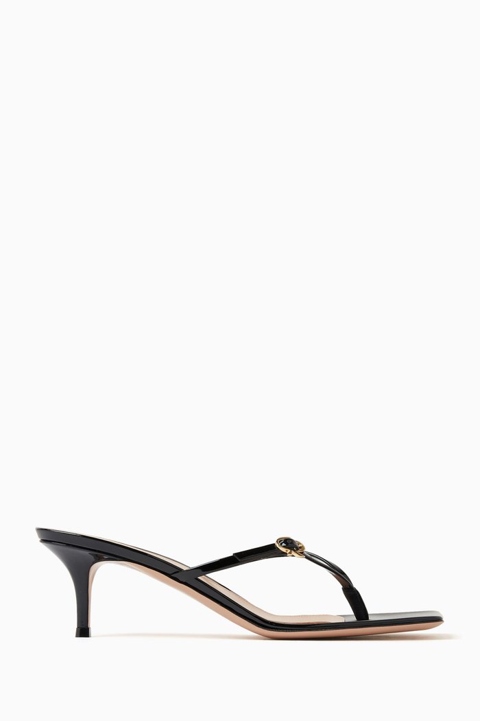 

Slim Buckle Thong 55 Mules in Vernice Leather, Black