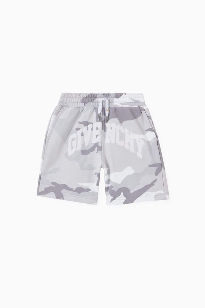 

Camouflage Logo Shorts in Cotton, Grey