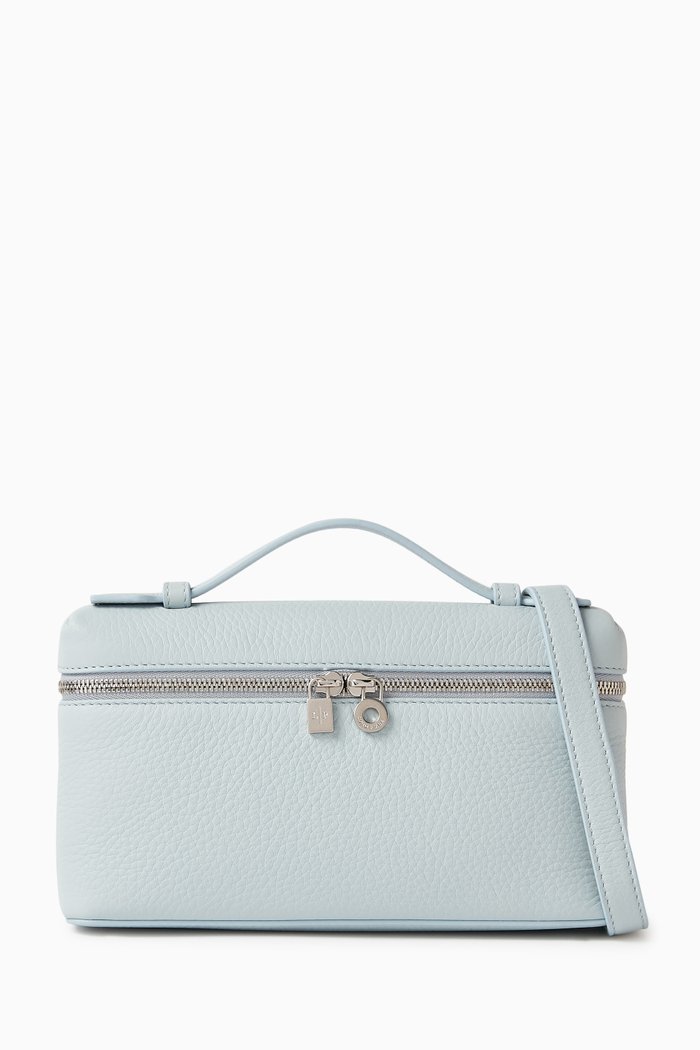 

Extra Pocket L19 Pouch in Calfskin Leather, Blue