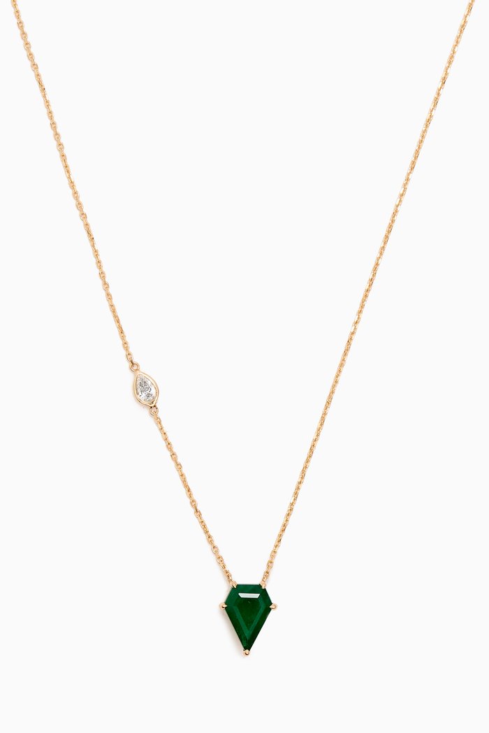 

Emerald Shield-Cut Rock Necklace in 18kt Gold, Yellow