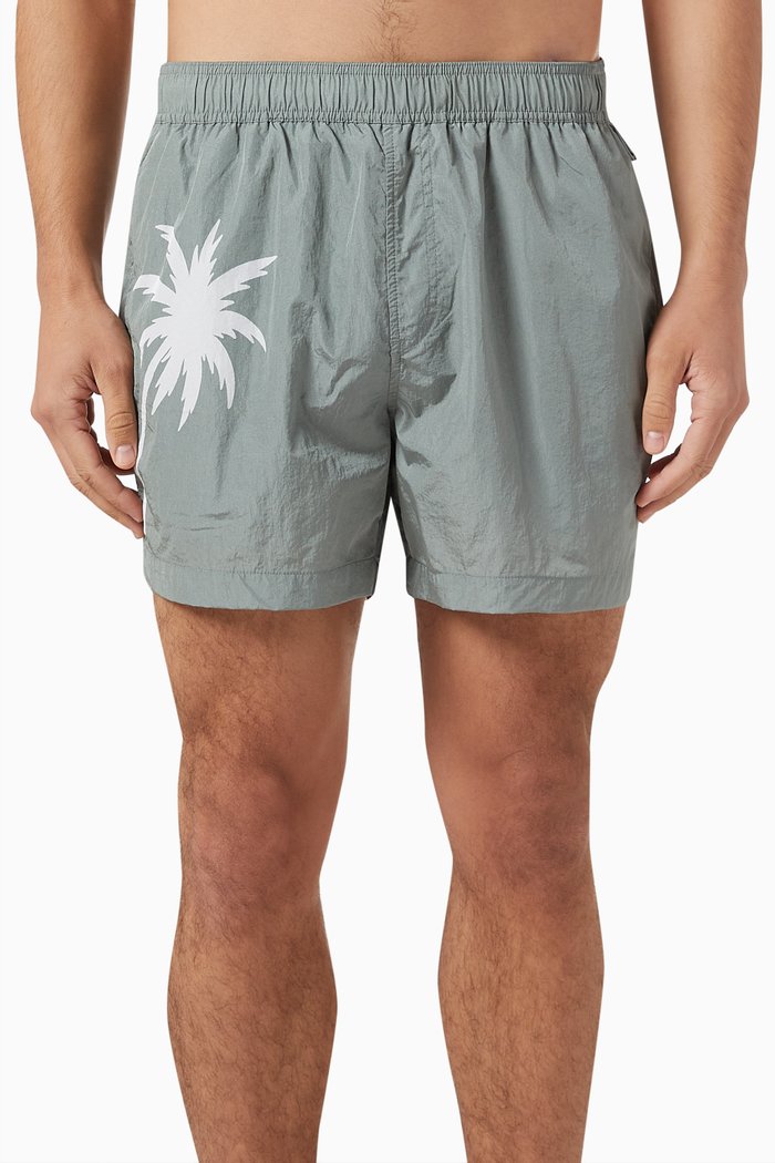 

Multi-functional Shorts in Nylon, Green