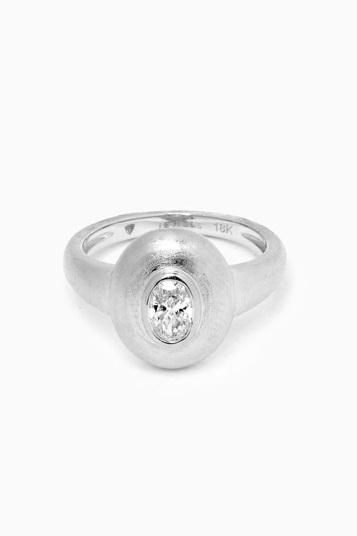 

Round Diamond Pinky Ring in 18kt White Gold, Silver