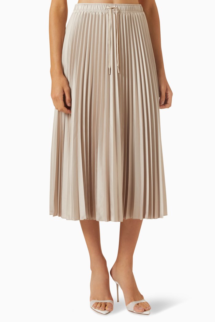 

Immune Pleated Skirt in Satin, Neutral