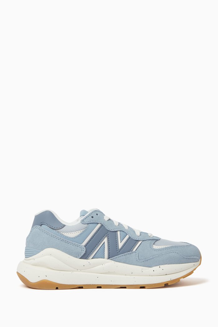 

5740 Low-top Sneakers in Suede & Mesh, Blue